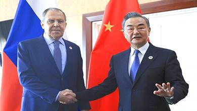 الصين: العلاقات مع روسيا متينة كصخرة وصامدة أمام الوضع الدولي المتقلب